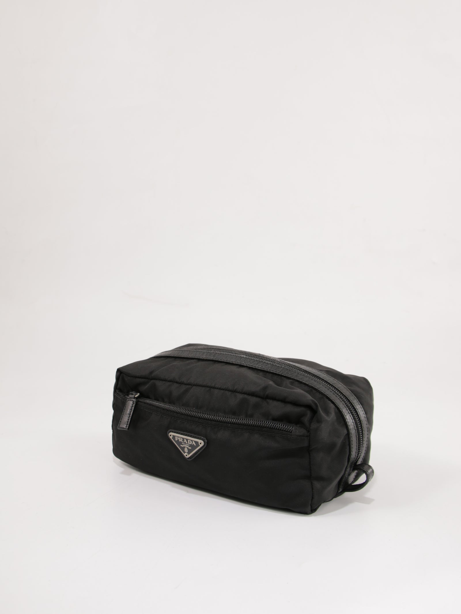 Cosmetic pouch