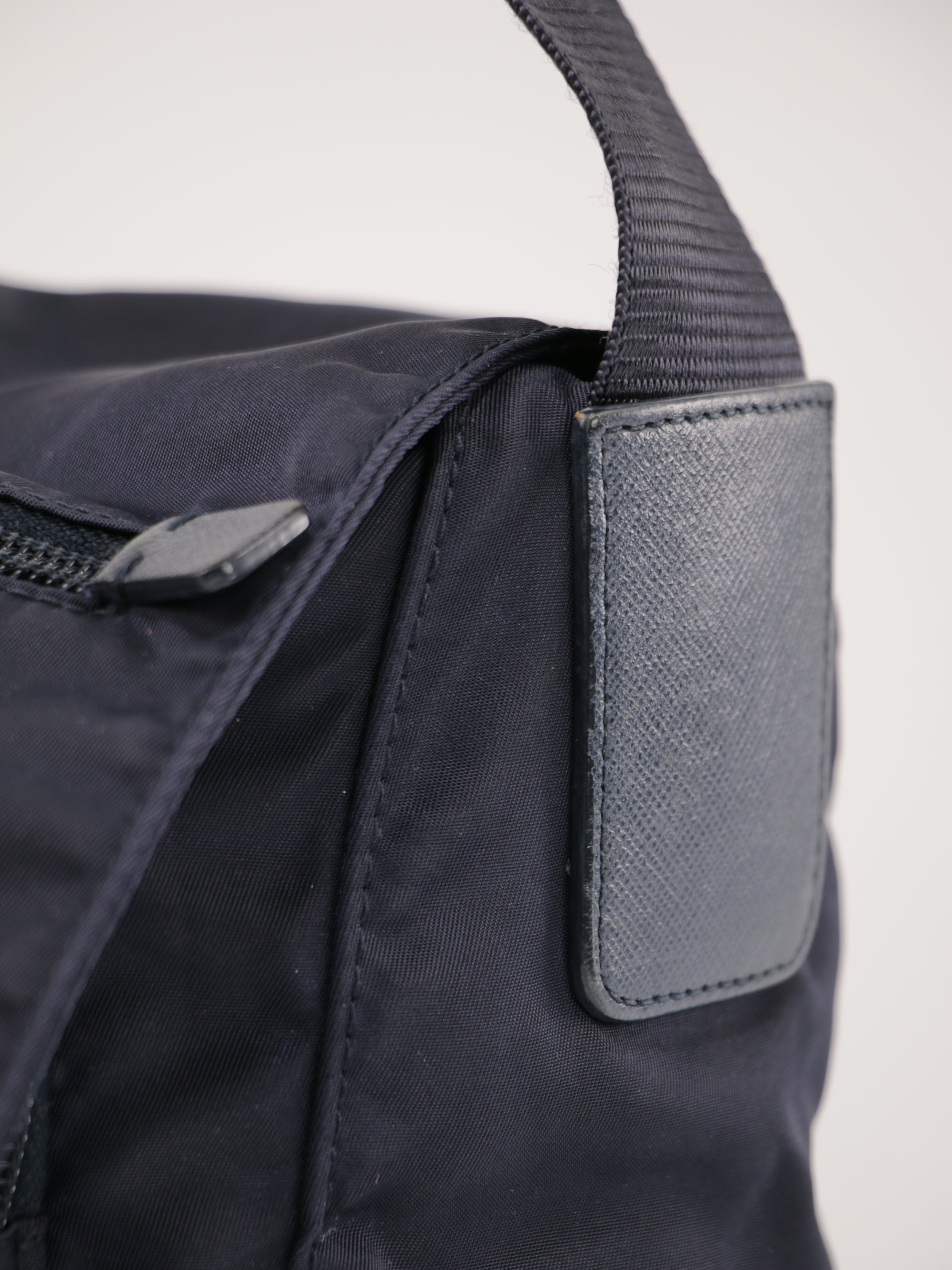 Double Buckle Messenger